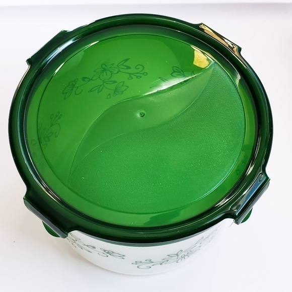 2 Sets of 2 Nesting Food storage containers - Picture 9 of 14